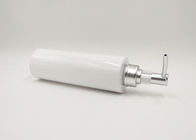 πλαστικό άσπρο συσκευάζοντας μπουκάλι λοσιόν 100ml 200ml PET με την ασημένια αντλία